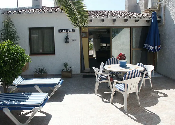 Сasa de vacaciones Etxe Zuri By Interhome Calpe